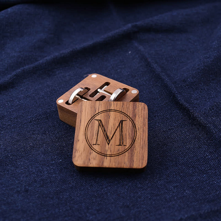 Gemelos de madera con caja grabada con letras personalizadas para hombre