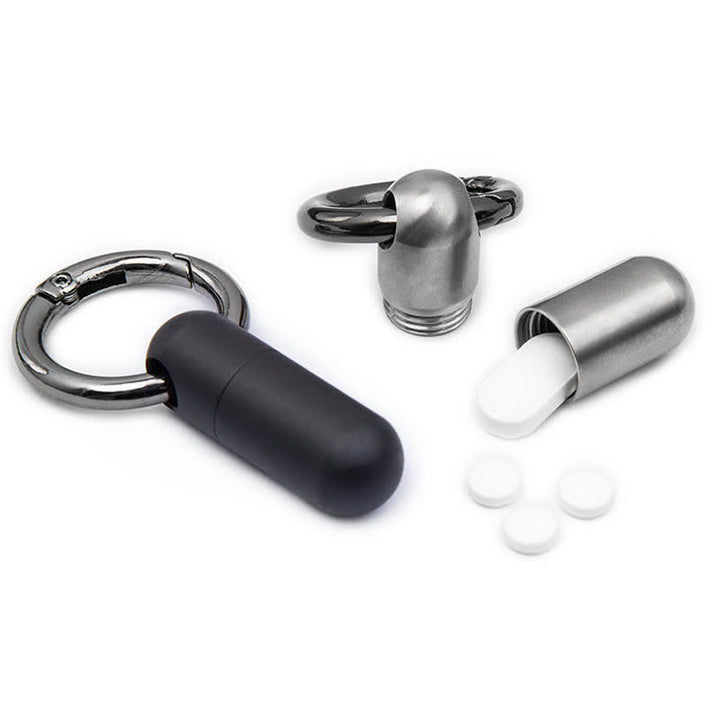 Llavero compacto y resistente al agua con forma de pastillero
