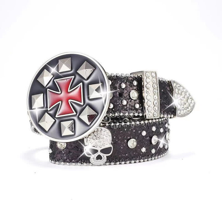 Cinturón de cuero con hebilla cruzada y tachuelas de calavera con diamantes de imitación estilo vintage