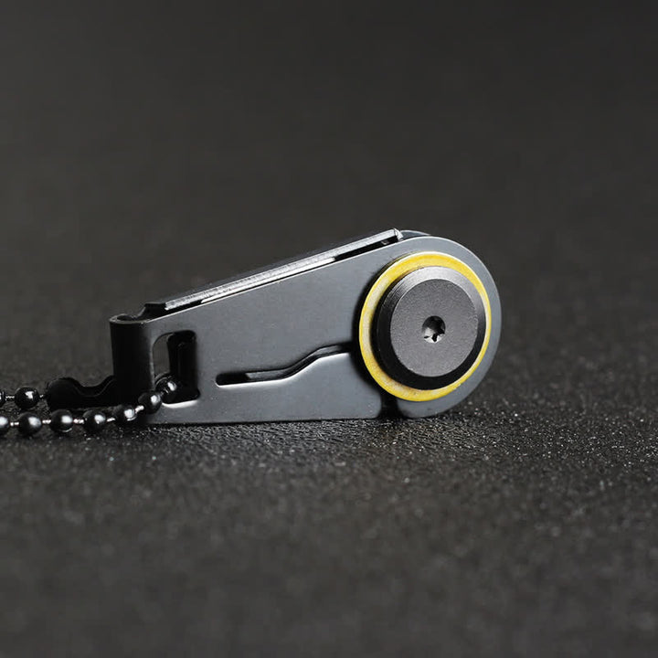 Navaja plegable EDC negra, llavero táctico portátil