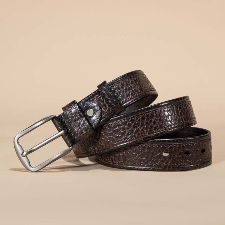 Cinturón de piel de vaca informal con estampado de piel de serpiente y costuras.