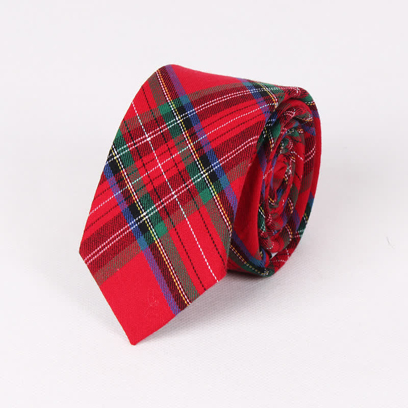 Corbata tradicional de cuadros verdes y rojos para hombre