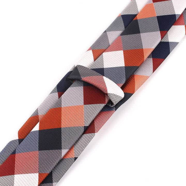 Corbata estrecha informal a cuadros modernos para hombre