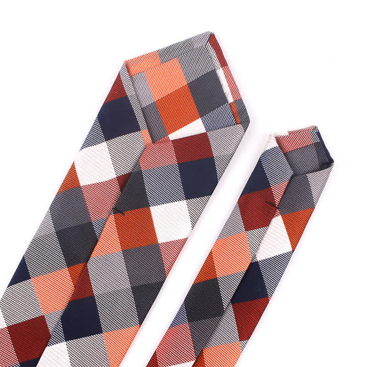 Corbata estrecha informal a cuadros modernos para hombre
