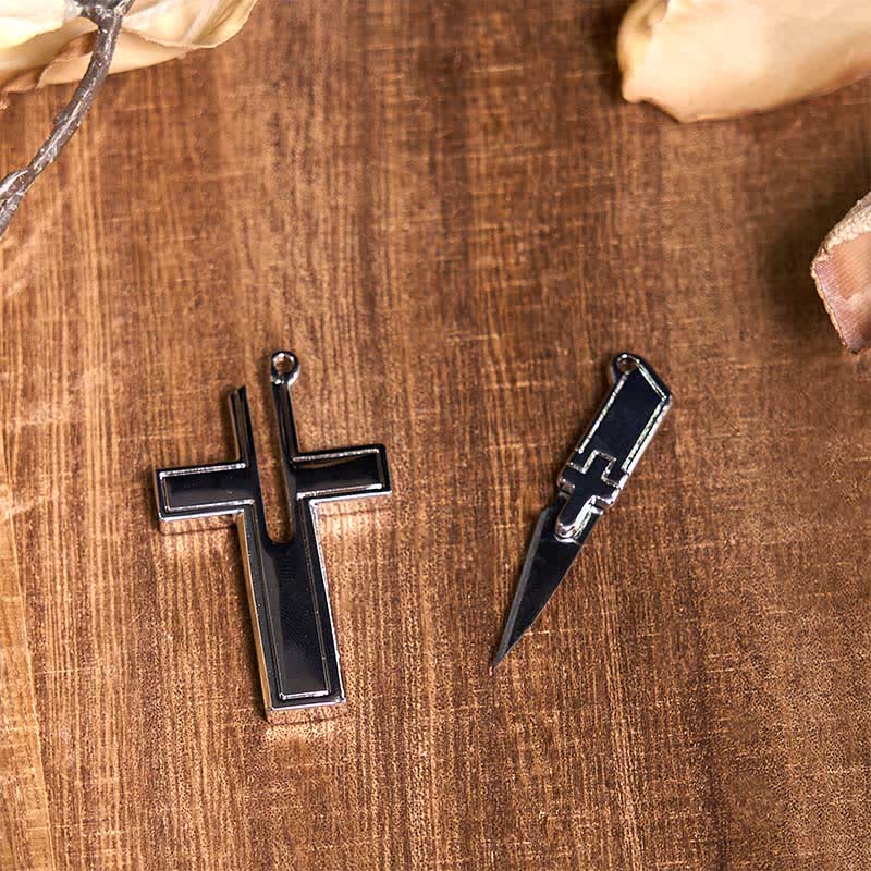 Conjunto de collar con colgante de cruz y cuchillo oculto con hebilla de cinturón y toro turquesa