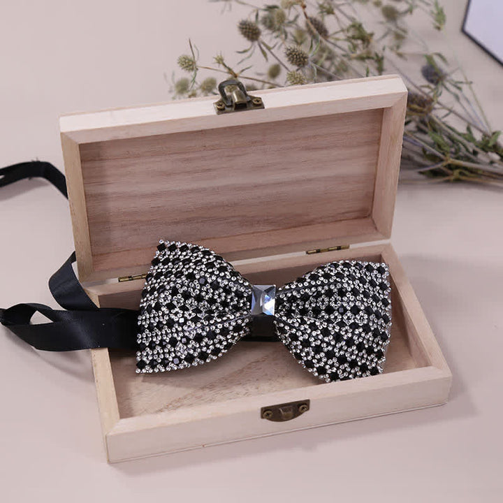 Exquisita pajarita con cristales y diamantes de imitación para hombre
