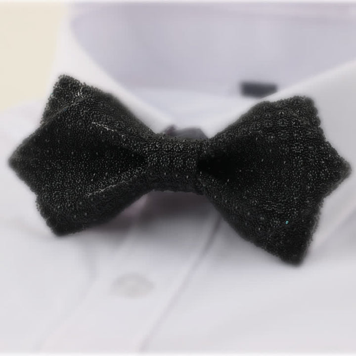 Pajarita de hombre con forma redonda y doble capa de diamantes de imitación en punta