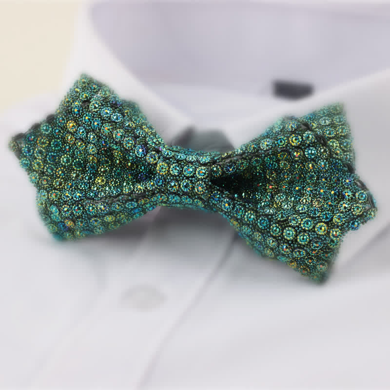 Pajarita de hombre con forma redonda y doble capa de diamantes de imitación en punta