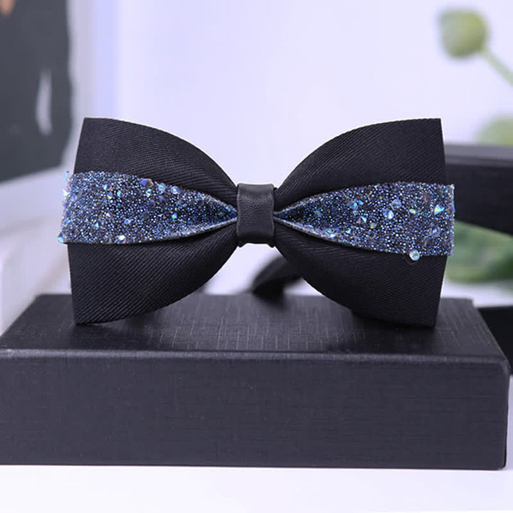 Pajarita para hombre con piedras brillantes y base negra