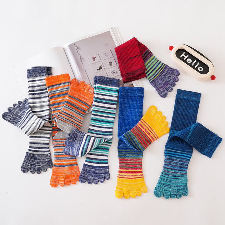 Calcetines de cinco dedos a rayas de colores y cómodos hasta media pantorrilla para hombre