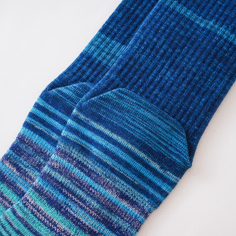 Calcetines de cinco dedos a rayas de colores y cómodos hasta media pantorrilla para hombre
