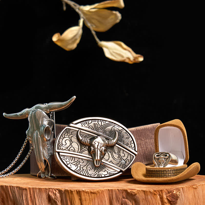 Conjunto de colgante y anillo con hebilla de cinturón con cuchillo oculto de toro Longhorn