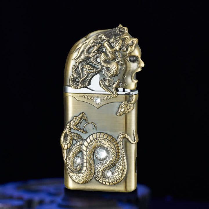 Encendedor de butano recargable con incrustaciones de diamantes de imitación y forma de serpiente
