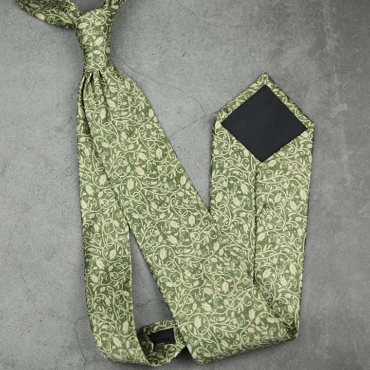Corbata para hombre con estampado floral de enredaderas verdes y blancas