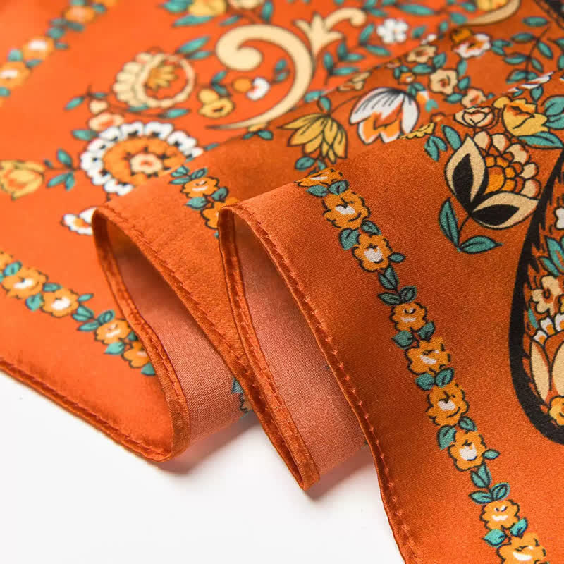 Bufanda cuadrada con estampado floral de cachemira salvaje en color naranja de estilo occidental