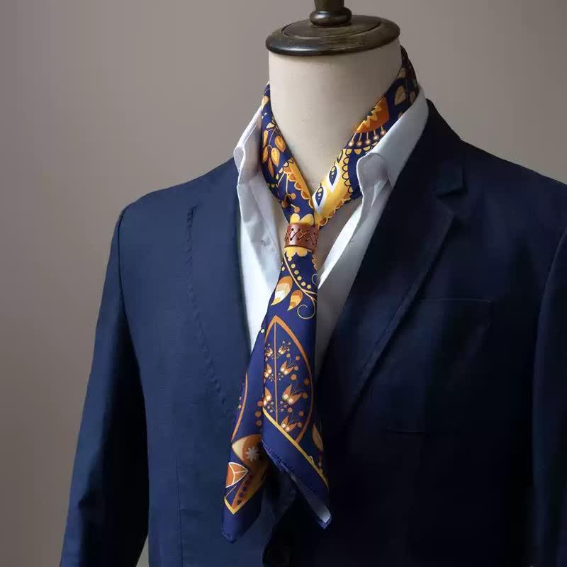 Bufanda cuadrada grande y elegante con estampado clásico de cachemira en estilo británico