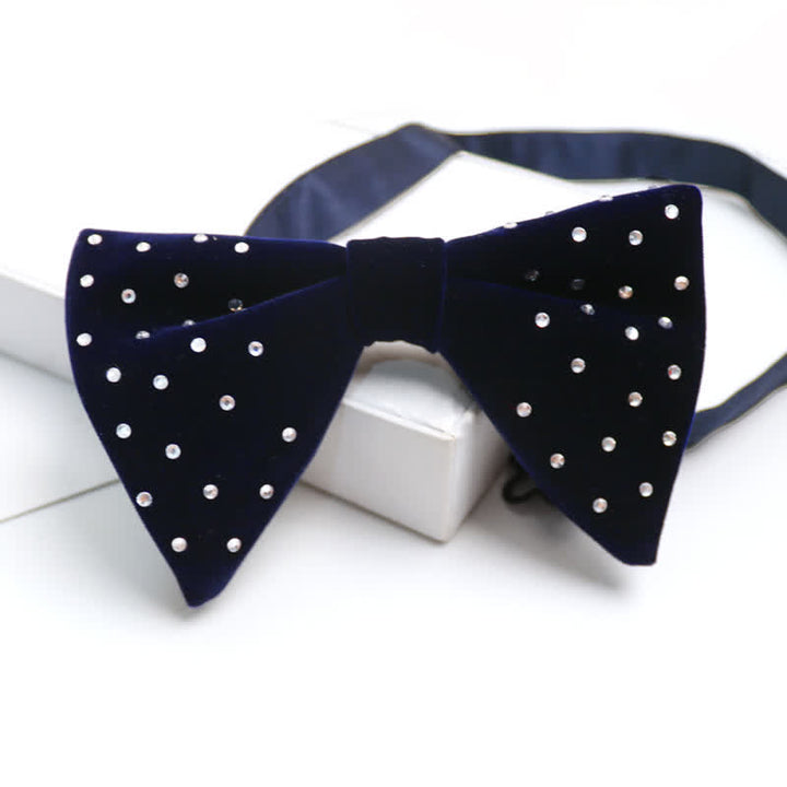 Pajarita de terciopelo de gran tamaño con diamantes de imitación dispersos para hombre