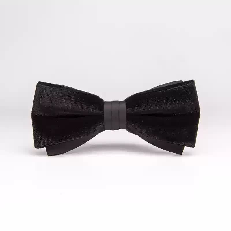 Pajarita de terciopelo negro noble de doble capa para hombre