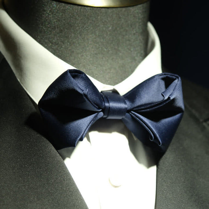 Pajarita de boda de forma única en azul marino para hombre