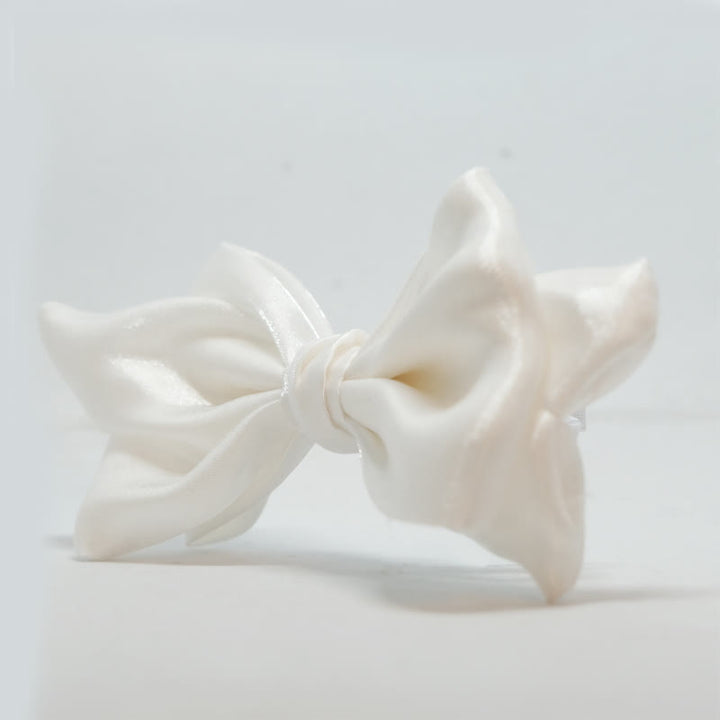 Pajarita elegante de cisne blanco perla para hombre