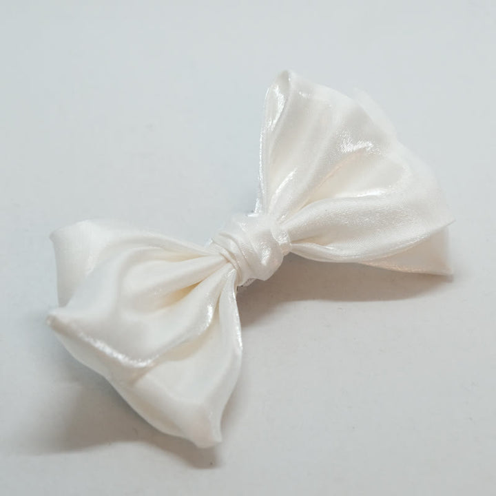 Pajarita elegante de cisne blanco perla para hombre
