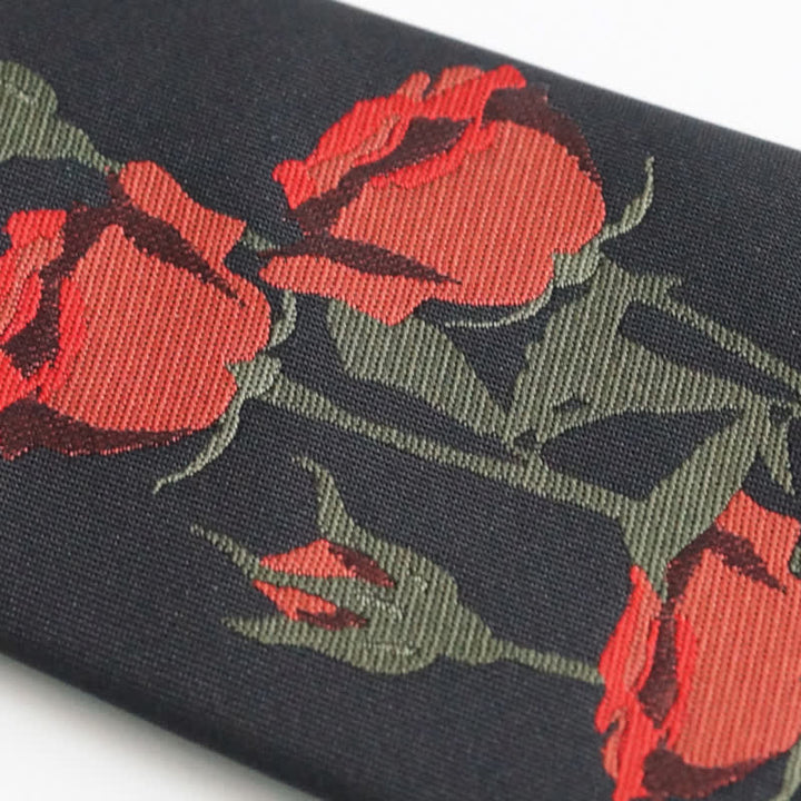 Corbata romántica negra con estampado de un ramo de rosas rojas para hombre