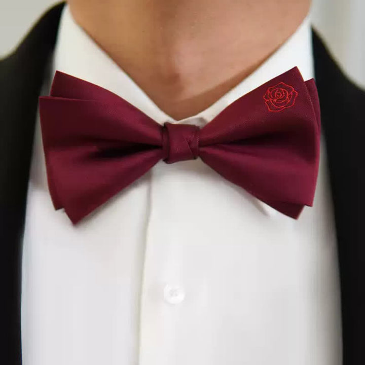 Pajarita con pañuelo y bordado de rosas Bugundy para hombre