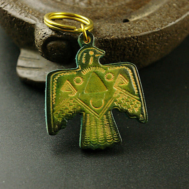 Llavero de cuero de cobre con el santo patrón Thunderbird de la India