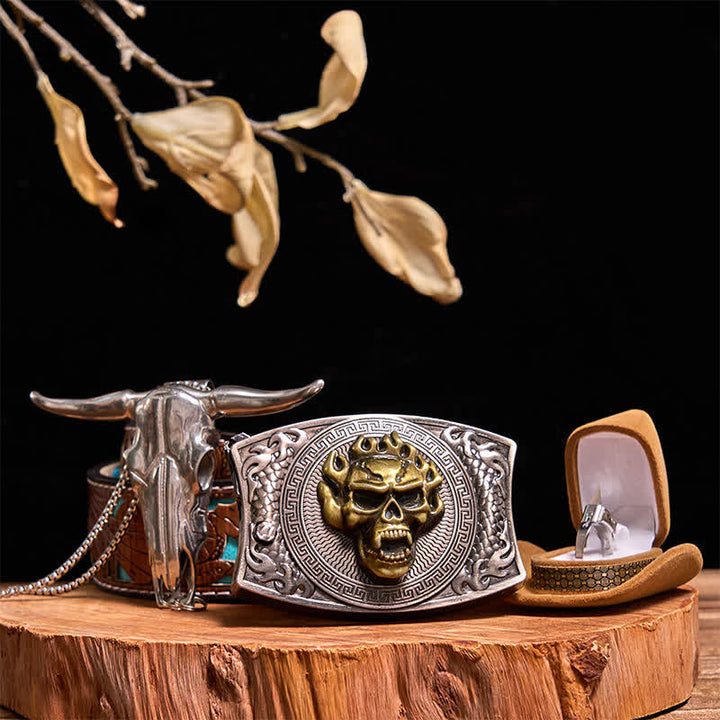 Conjunto de anillo táctico con colgante de toro y hebilla de cinturón con cuchillo oculto y calavera dorada