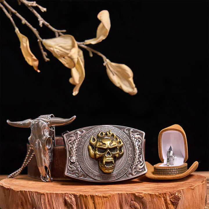 Conjunto de anillo táctico con colgante de toro y hebilla de cinturón con cuchillo oculto y calavera dorada