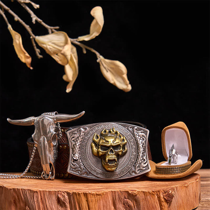 Conjunto de anillo táctico con colgante de toro y hebilla de cinturón con cuchillo oculto y calavera dorada