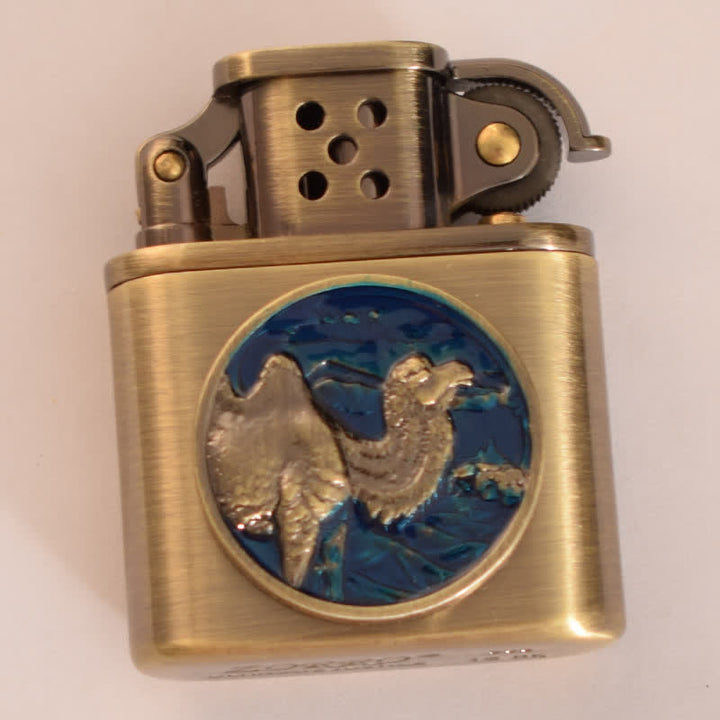 Encendedor de queroseno recargable con diseño de animales esmaltado en bronce antiguo
