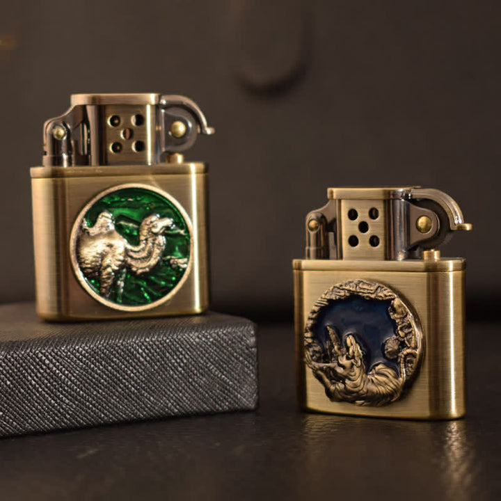 Encendedor de queroseno recargable con diseño de animales esmaltado en bronce antiguo