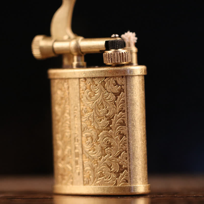 Encendedor de queroseno recargable con estampado floral y grabado en cobre