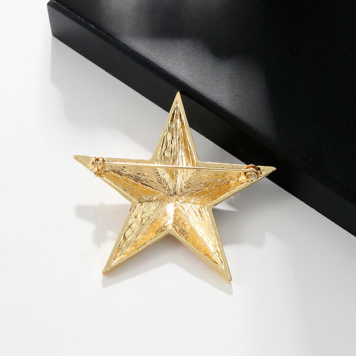 Broche patriótico con bandera estadounidense y estrellas rojas, blancas y azules