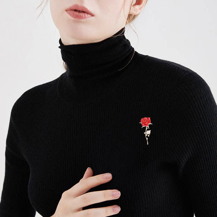 Elegante broche de circonitas en forma de rosa roja delicada