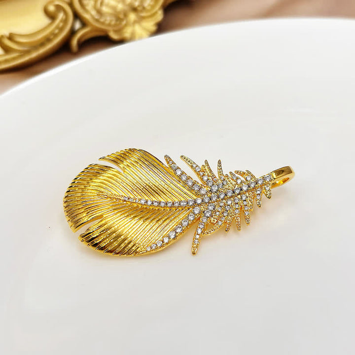 Broche con colgante de pluma y diamantes de imitación brillantes para mujer