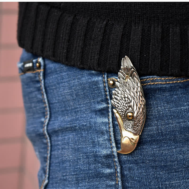 Collar con colgante de pluma y cuchillo oculto de águila calva - image 3