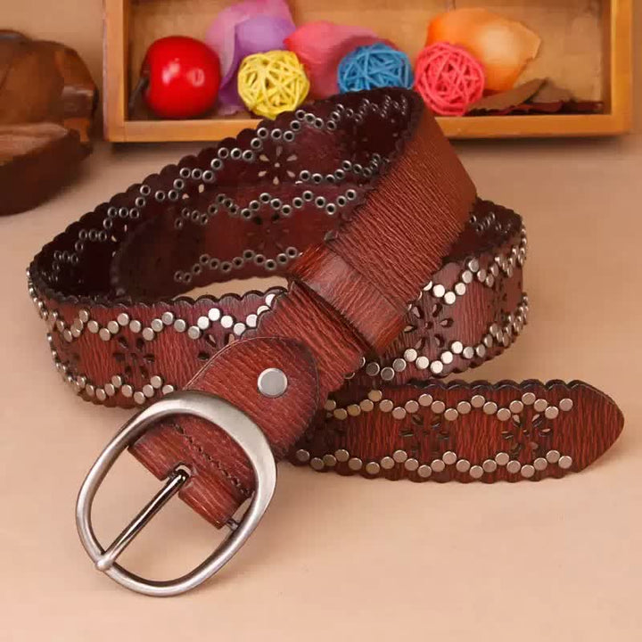 Cinturón de cuero ahuecado con remaches y grietas de estilo gótico