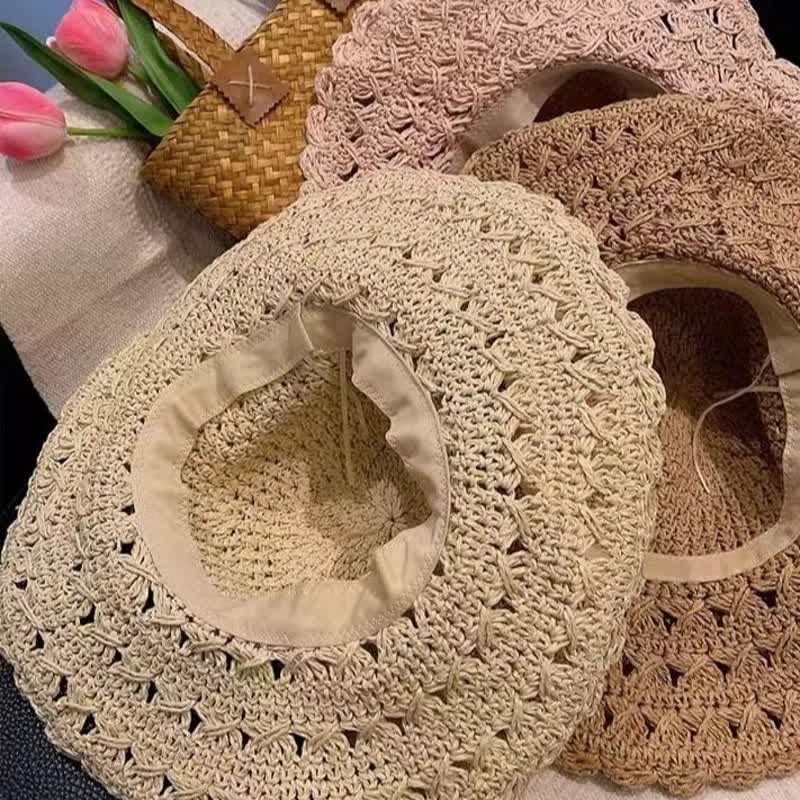 Elegante sombrero de paja plegable de crochet con detalles de flores para verano
