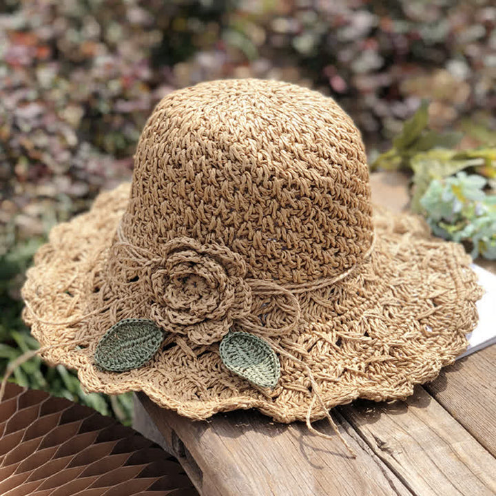 Elegante sombrero de paja plegable de crochet con detalles de flores para verano