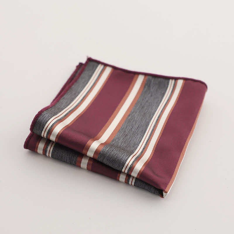 Pañuelo de bolsillo con estampado geométrico a rayas de la serie Burgundy para hombre