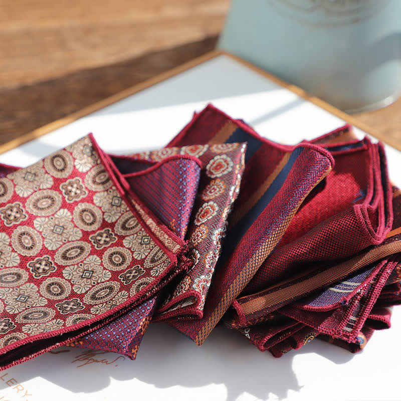 Pañuelo de bolsillo con estampado geométrico a rayas de la serie Burgundy para hombre