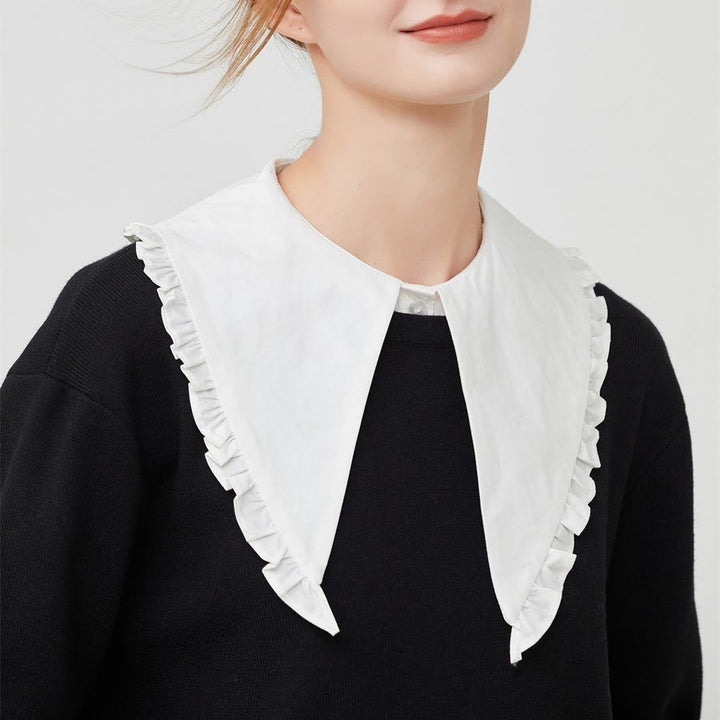 Blusa camisera desmontable con solapa grande y cuello falso