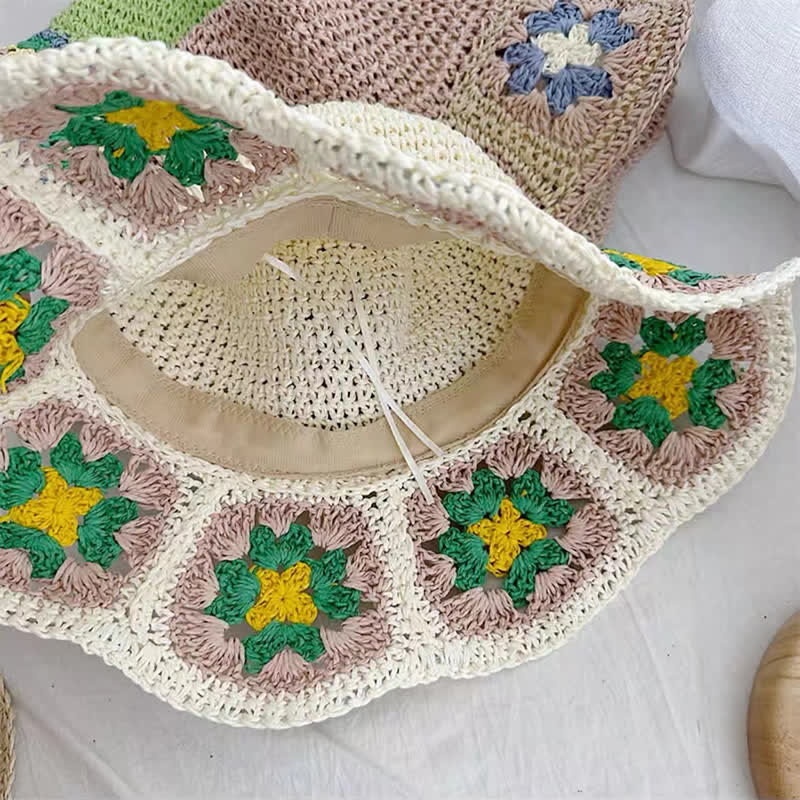 Sombrero de paja plegable con forma de cubo y crochet con flores tejidas para mujer