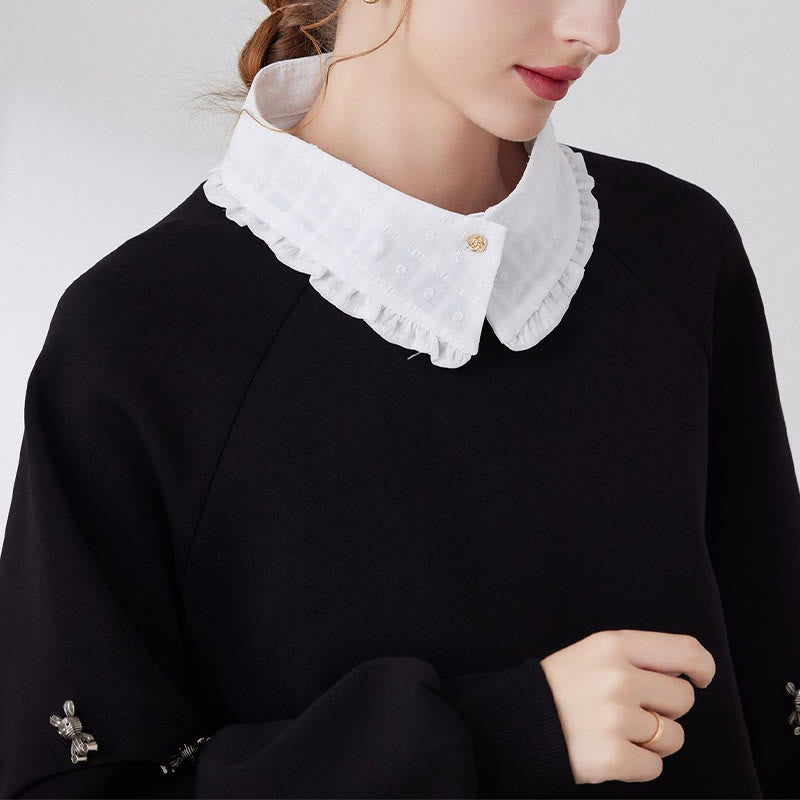 Blusa camisera desmontable con cuello falso y entramado de pétalos