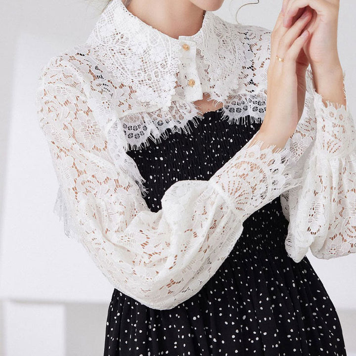 Blusa camisera desmontable con capa de encaje floral para protección solar