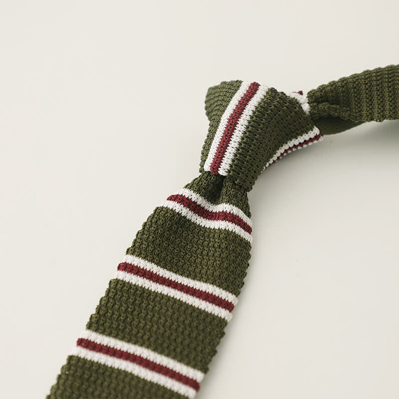 Corbata de punto estrecha de rayas para hombre