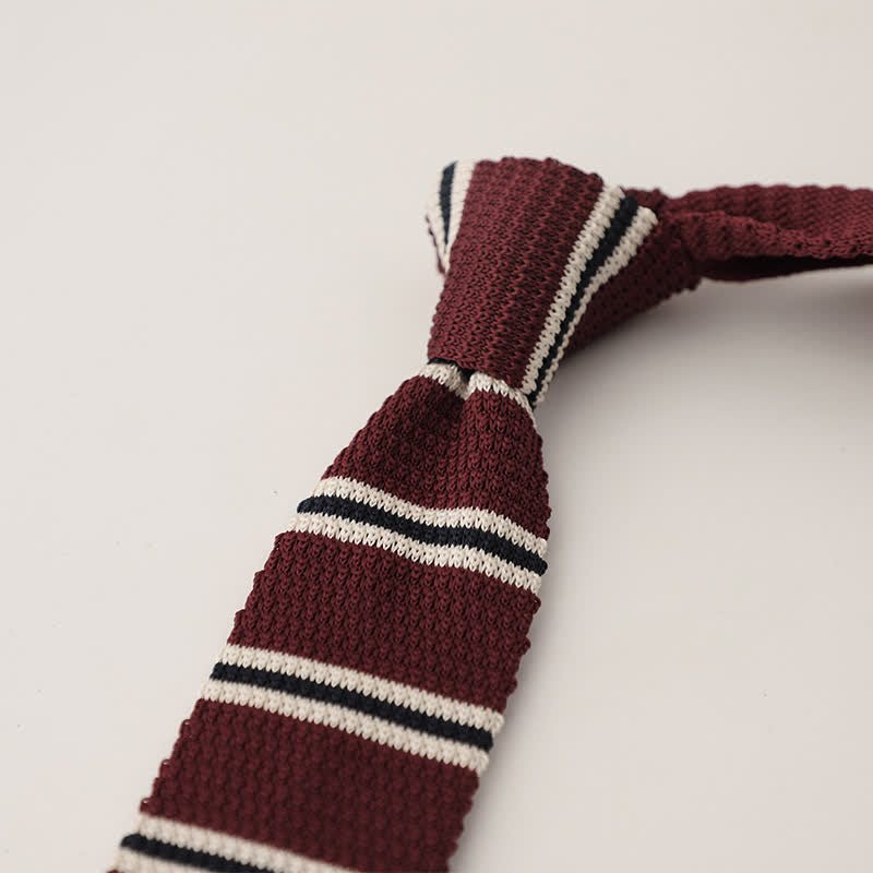 Corbata de punto estrecha de rayas para hombre