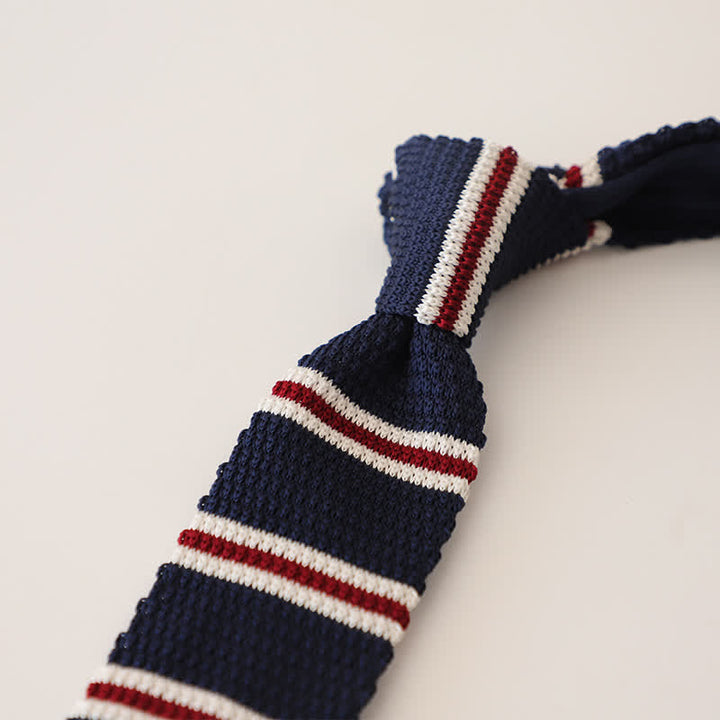 Corbata de punto estrecha de rayas para hombre
